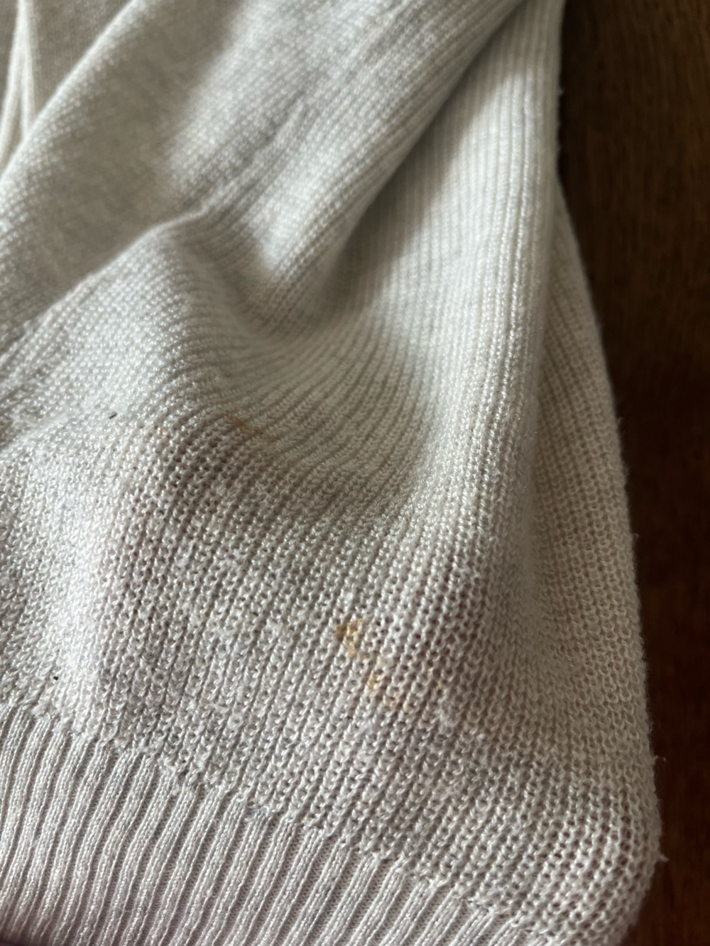 Vintage Aritzia Wilfred Women’s With Silk and Cashmere Cardigan - Picture 4 of 7